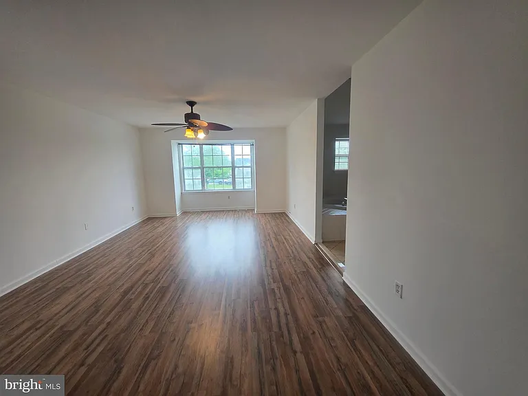 138 Persimmon St — Photo 28