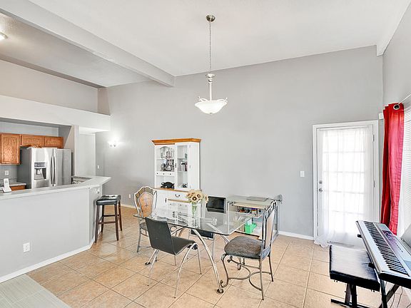 5th image of 713 Paseo Sereno Dr