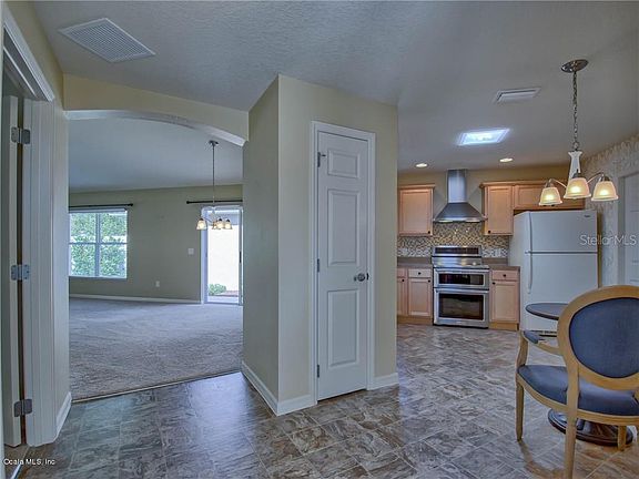 5th image of 2257 Vassar Ln