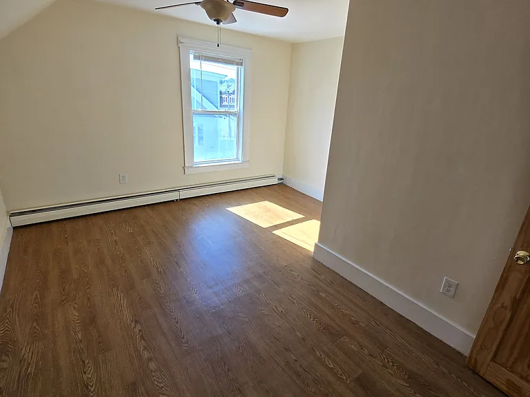 15 Jackson St #5 — Photo 6