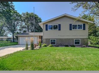 1110 S Thompson Dr, Madison, WI 53716
