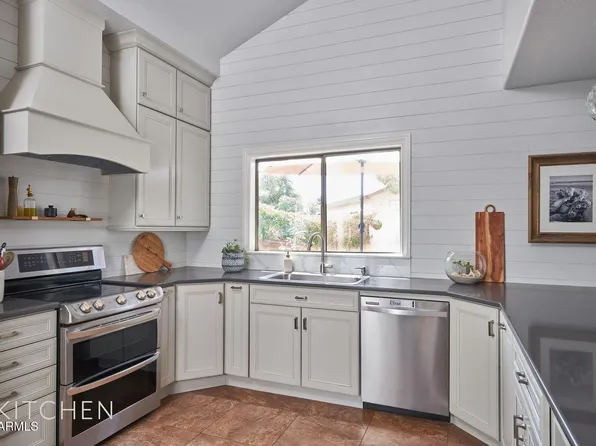 442 S BURK Street, Gilbert, AZ 85296