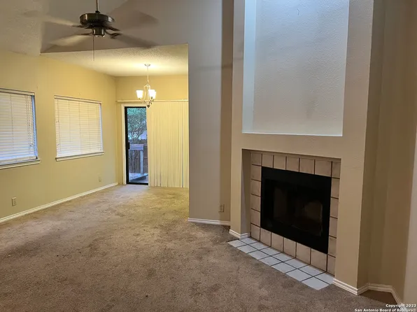 5834 Spring Green, San Antonio, TX 78247