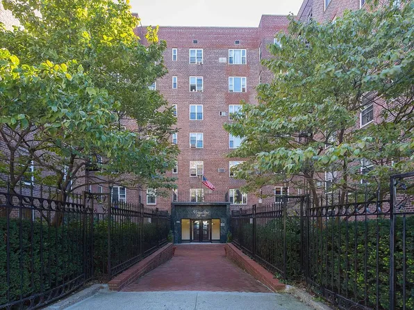 7610 34th Ave APT 1G, Flushing, NY 11372