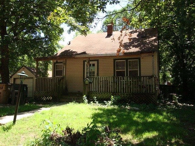 1st image of 502 N Walnut St