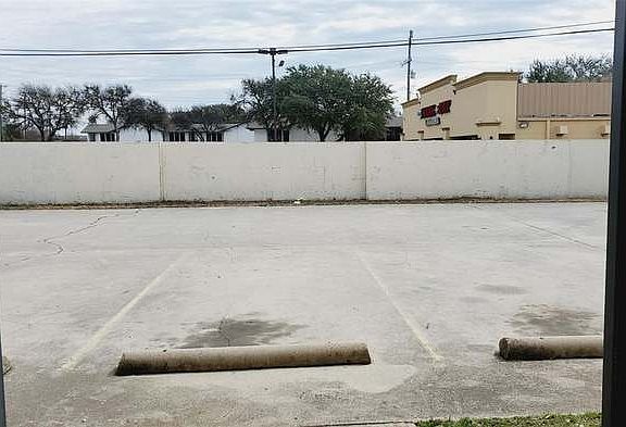 5th image of 209 Roberts Cir APT C