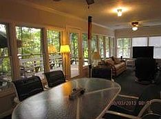 1st image of 267 Lake Dr