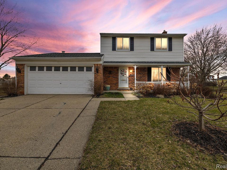 1st image of 751 Tanglewood Dr
