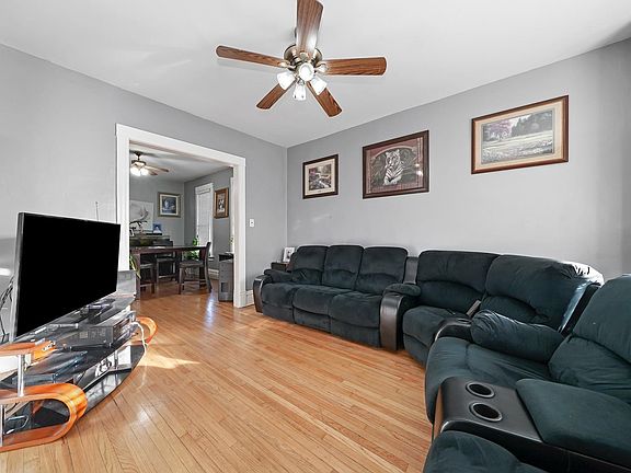 5th image of 10741 S Buffalo Ave