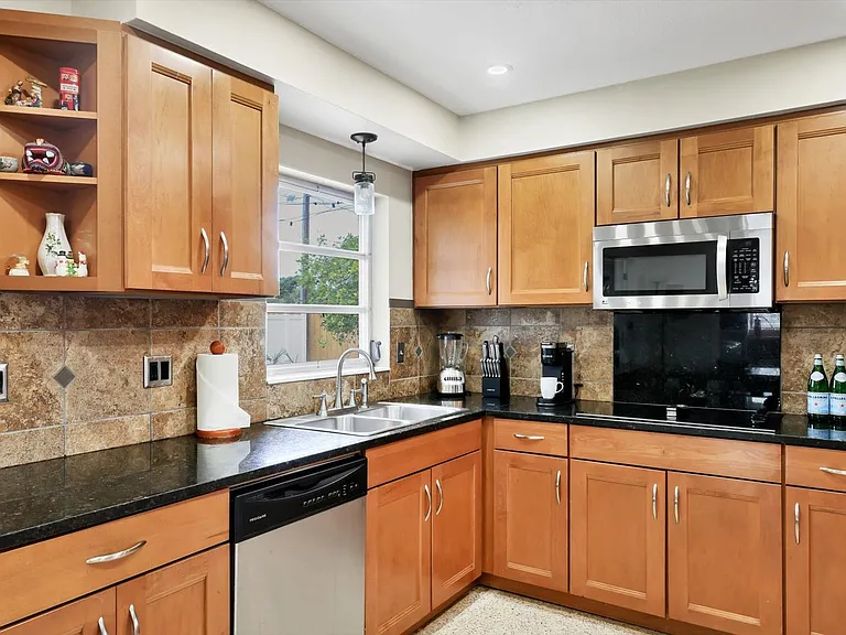 2532 Belvoir Blvd — Photo 14