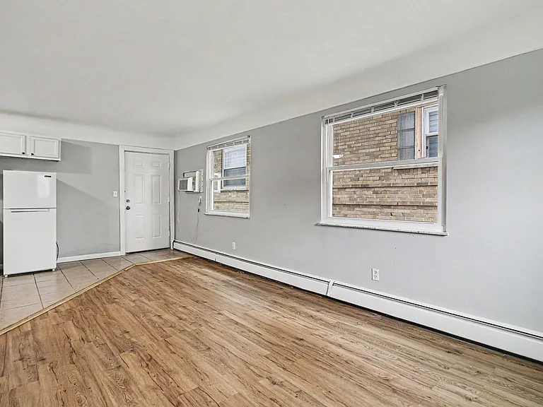 1932 Truitt Ave — Photo 7