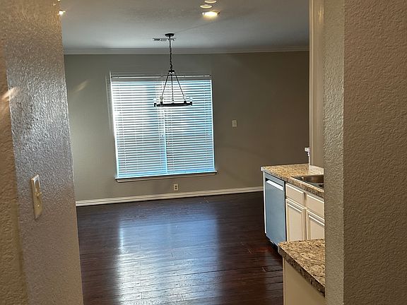 5th image of 503 Haymeadow Dr
