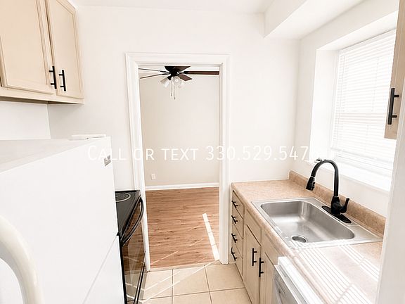 5th image of 20865 Chagrin Blvd #2-65