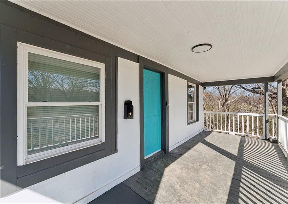 1st image of 5822 Agnes Ave