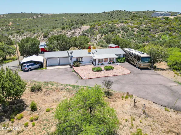 10801 S Saguaro Dr, Mayer, AZ 86333