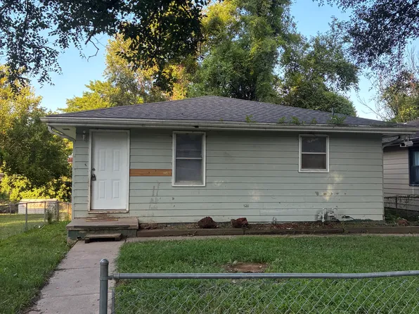 5511 S 2nd St, Saint Joseph, MO 64504