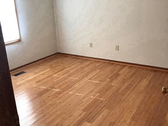 Bedroom with en suite bathroom