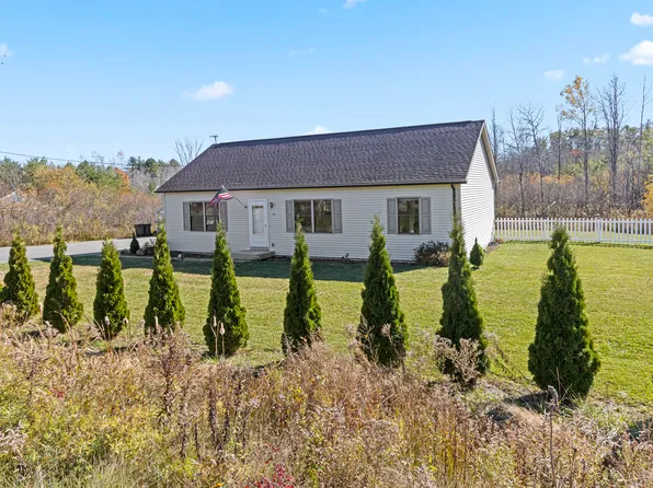 148 Holmes Rd, Scarborough, ME 04074