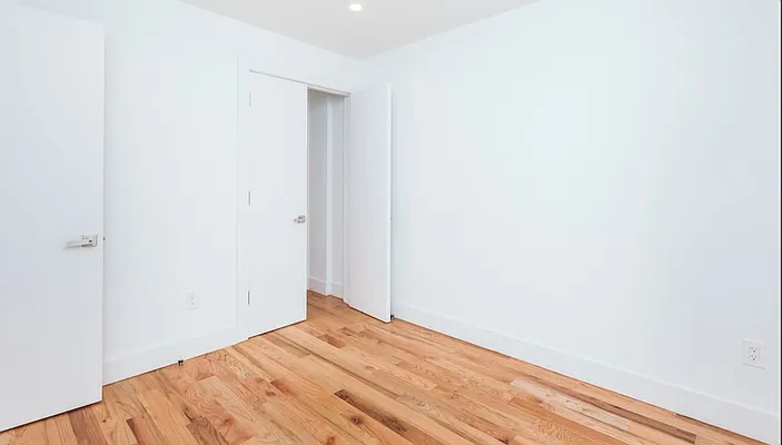 Rented by Real Team Brokerage | media 5