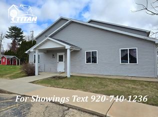 234 Towyn Street - 14, Cambria, WI 53923