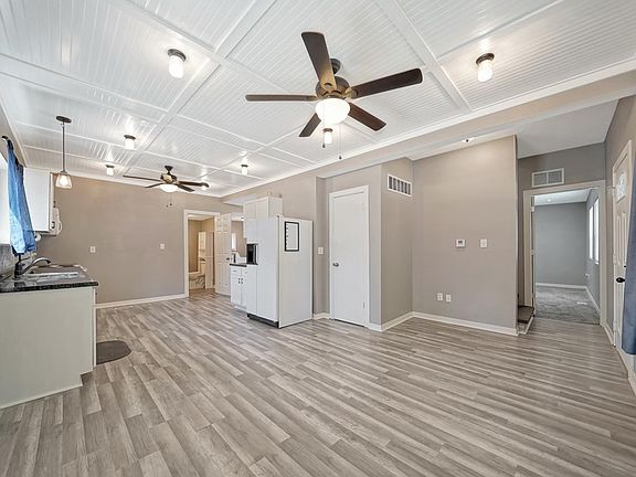 2nd image of 1001 N 29th St
