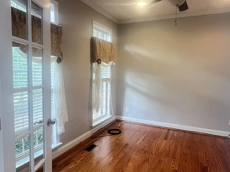 529 Carolina Way — Photo 4