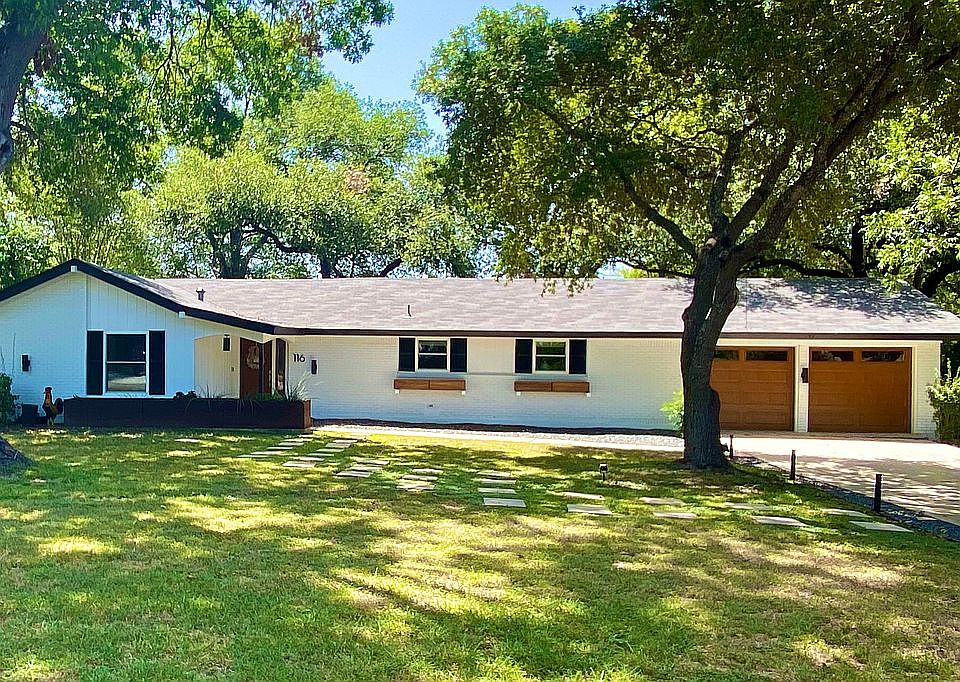 1st image of 116 Adobe Dr