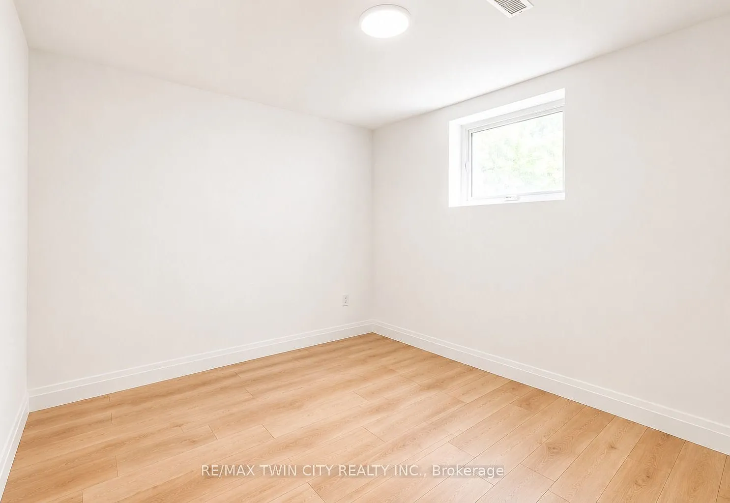 1 bed, $1,600 — Photo 4
