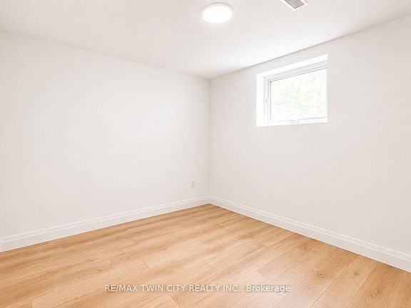 4th image of 53 Broken Oak Cres #Basement