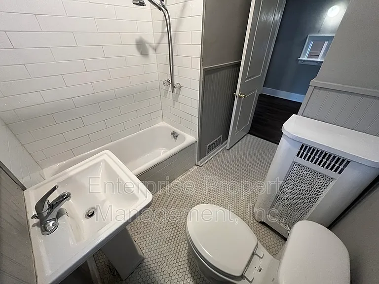 836 Maury St — Photo 32