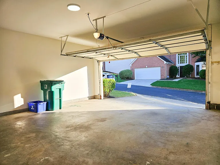 3373 Hunters Point Rd SE — Photo 24