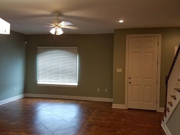 4th image of 2711 Chalet Au Droite Unit B