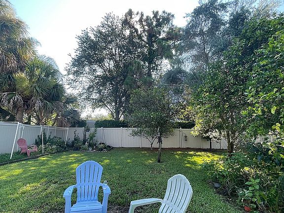 3rd image of 3299 Abbeyfield Dr E