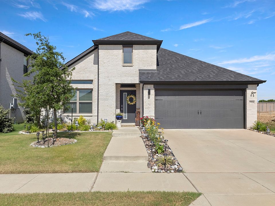 1st image of 3024 Beau Daniel Dr
