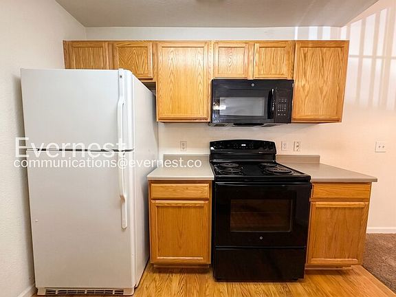 4th image of 7440 S Blackhawk St Unit 16106