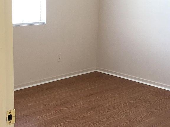 5th image of 6855 Atascadero Ave