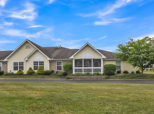 275 Goosepond Rd APT B, Newark, OH 43055