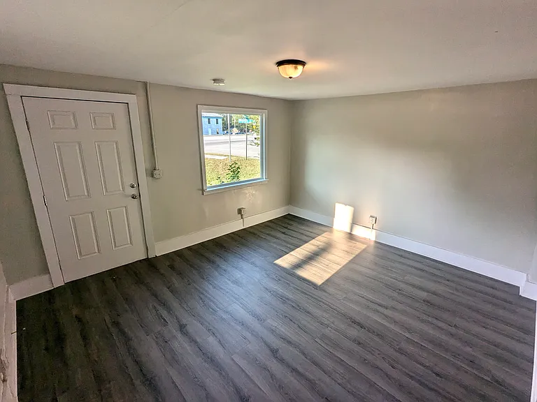 6301 Ward Blvd — Photo 5