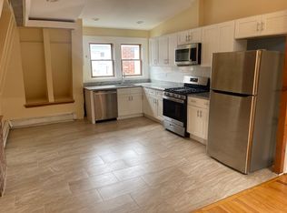 26 River St #3A, Cambridge, MA 02139