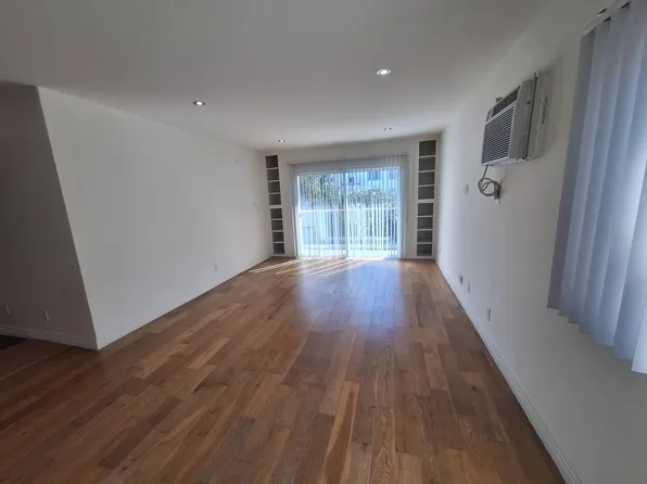 The Place Apartments, 427 S Manhattan Pl #307, Los Angeles, CA 90020