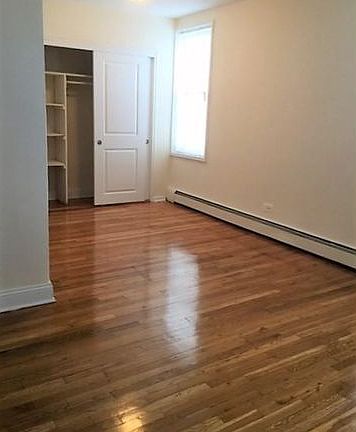4th image of 8625 Van Wyck Expy APT 609