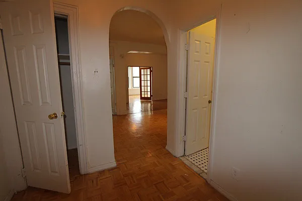 Rented by Bohemia Realty Group | media 20
