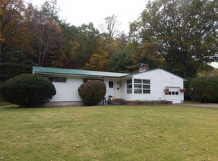 109 Morningside Dr, Windsor, VT 05089