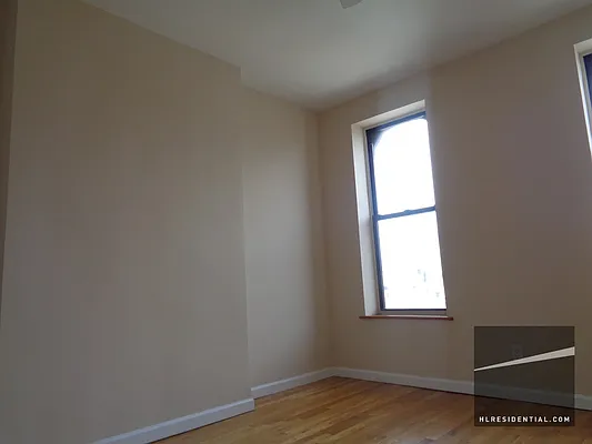 Rented by Highline Residential | media 23