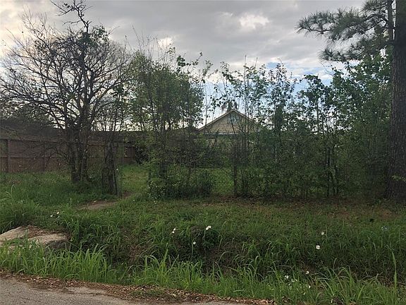 3rd image of 9247 E Avenue L