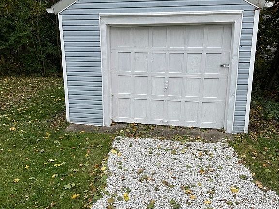 3rd image of 1030 Nome Ave