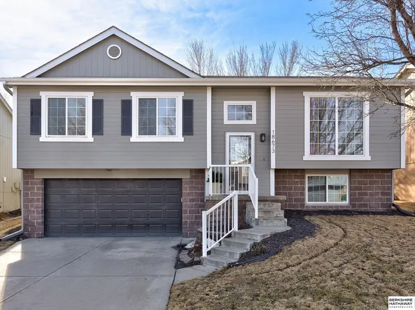 18673 W St, Omaha, NE 68135
