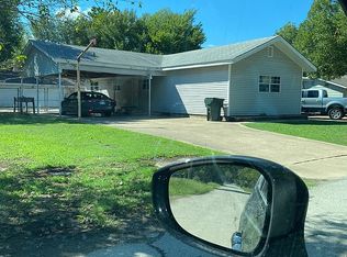 1212 N Griffin Ave, Okmulgee, OK 74447