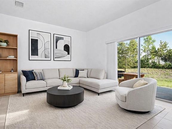 3rd image of 8564 Lunar Skye St