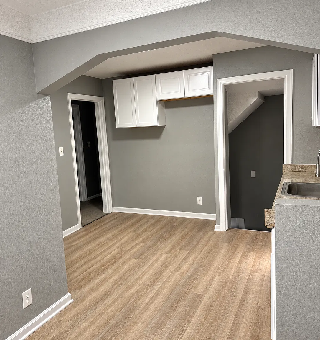 3 bed, 831 sqft, $1,375 — Photo 3